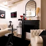 Artist Latin Quarter Apartment *